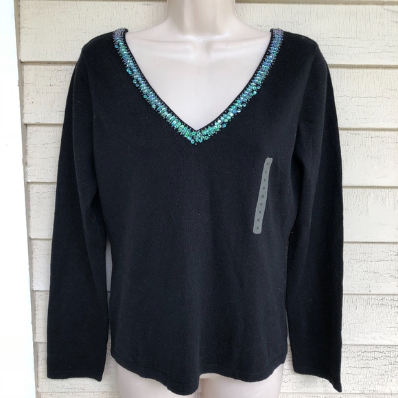 GAP black V-neck sequin trim sweater/NWT - Picture 1 of 7